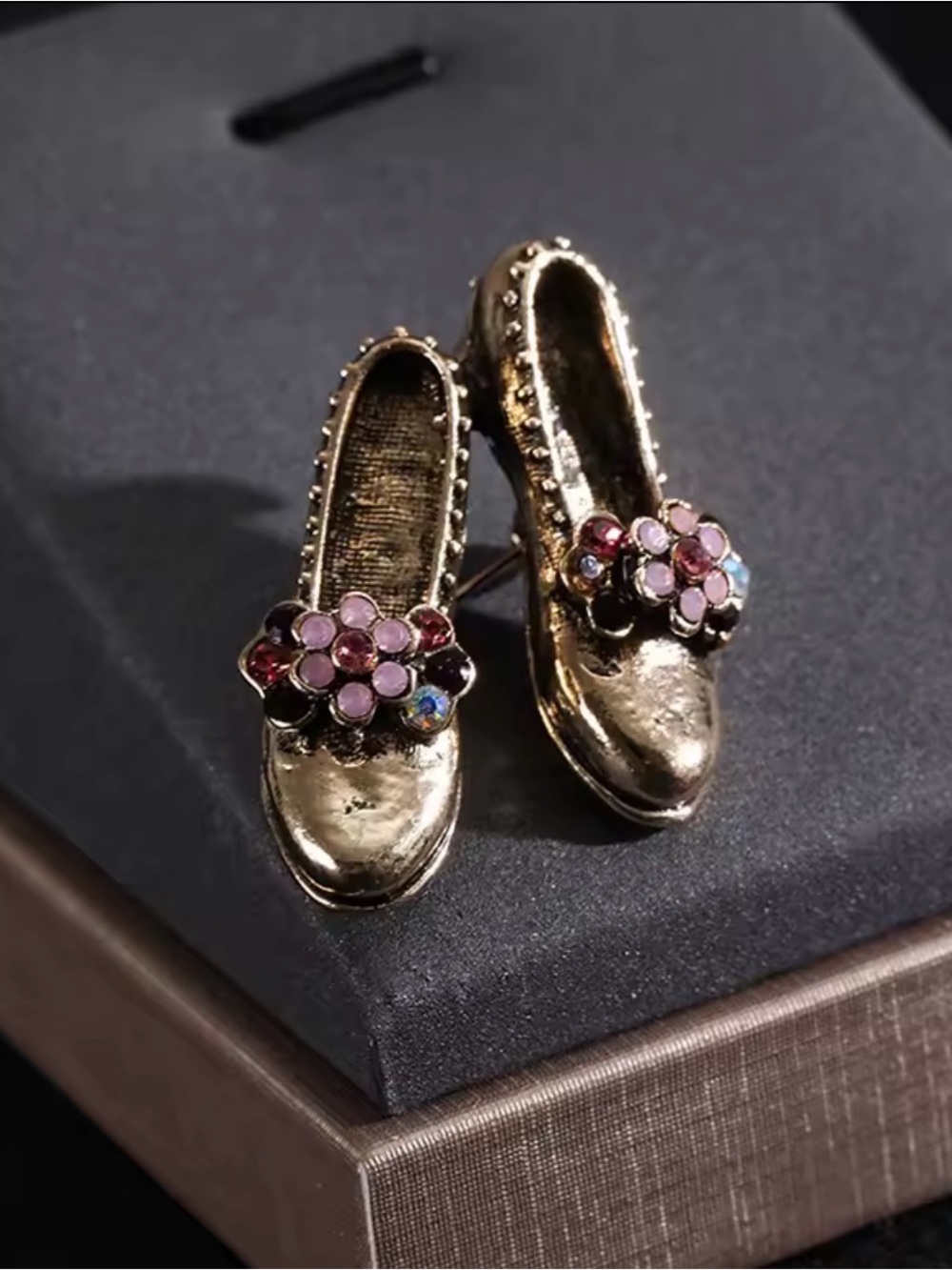 Gold Floral-Accent Women’s Slip-On Shoe Brooch